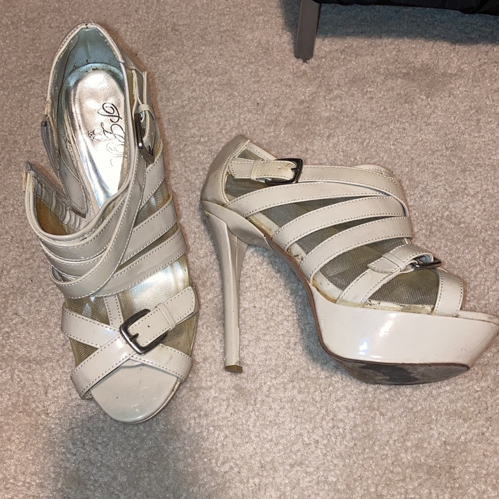 Heels - Picture 2 of 2